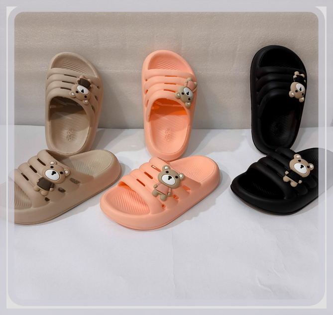 ویونا. دمپایی بچگانه