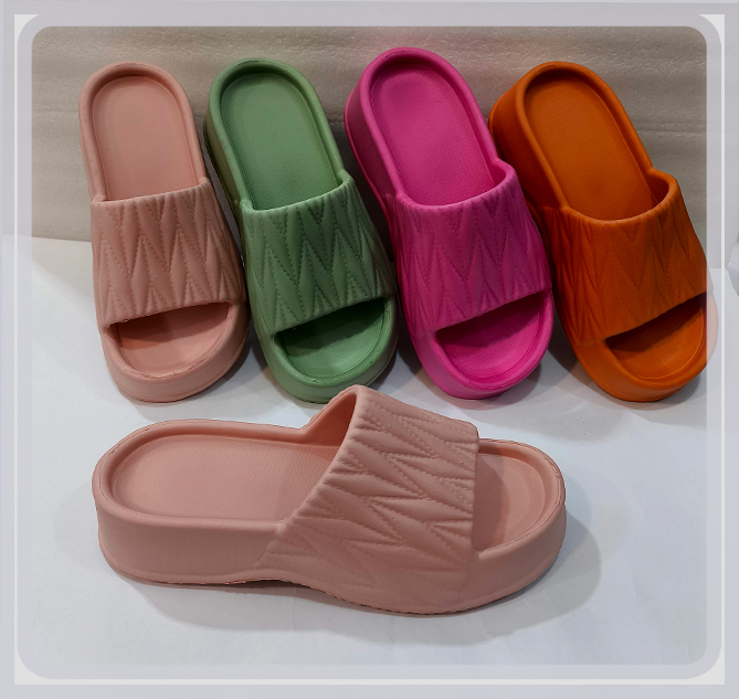 دمپایی زنانه